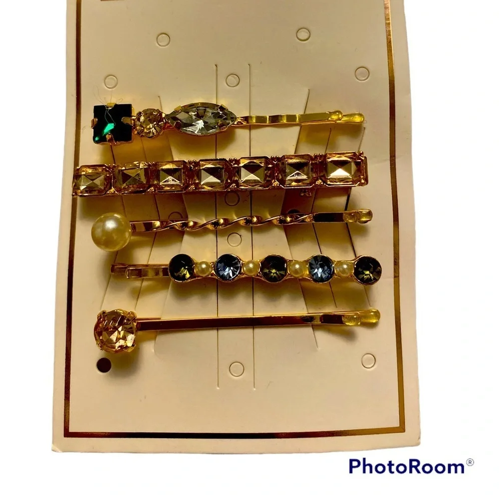 New fashion barrettes. Gold tone and crystal.
